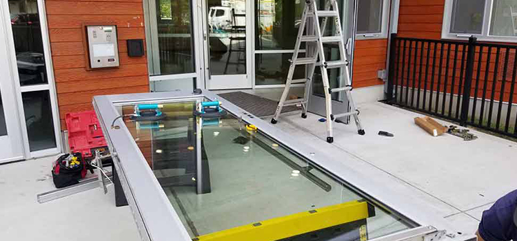 storefront door glass replacement Oakleaf Plantation